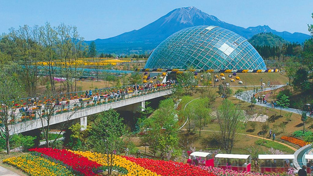 大山・とっとり花回廊