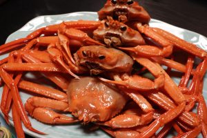 今がまさに食べ頃！カニの女王「ベニズワイガニ」を境港で味わい尽くす！